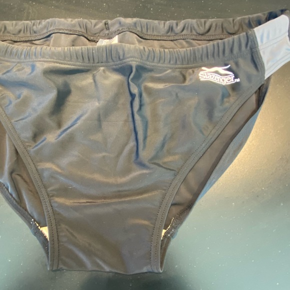 Slazenger mens swim brief 38-40 - Picture 2 of 5